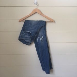 Distressed American Eagle skinny jeans